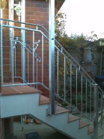 IMG075.jpg